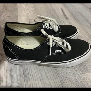 Black Vans Authentic - Size 9